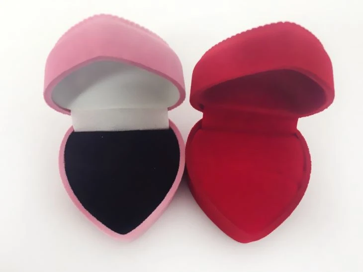 Heart Velvet Box
